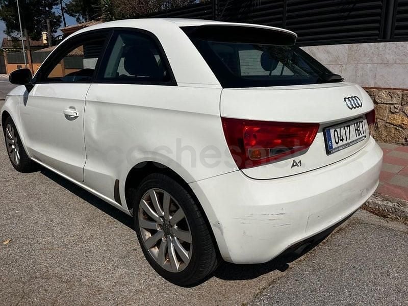 Usado Audi A1 Ambition 86 CV (63 kW) 2013 Blanco Utilitario