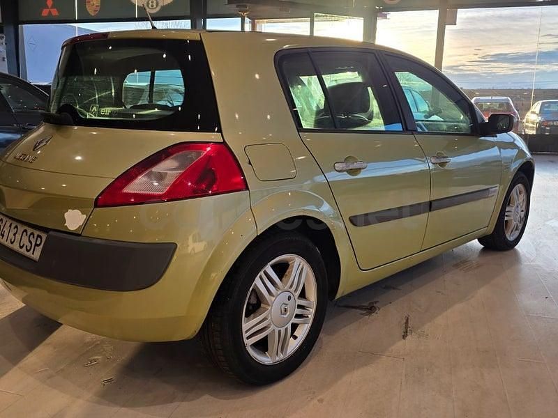 Usado Renault Mégane II Dynamique 120 CV (88 kW) 2003 Verde Berlina