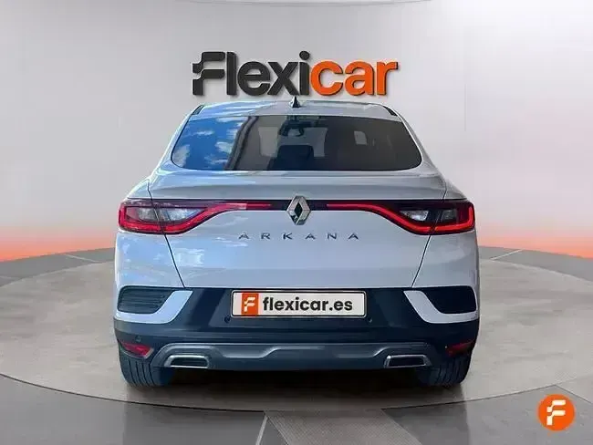 Usado Renault Arkana RS Line 160 CV (117 kW) 2023 Blanco SUV