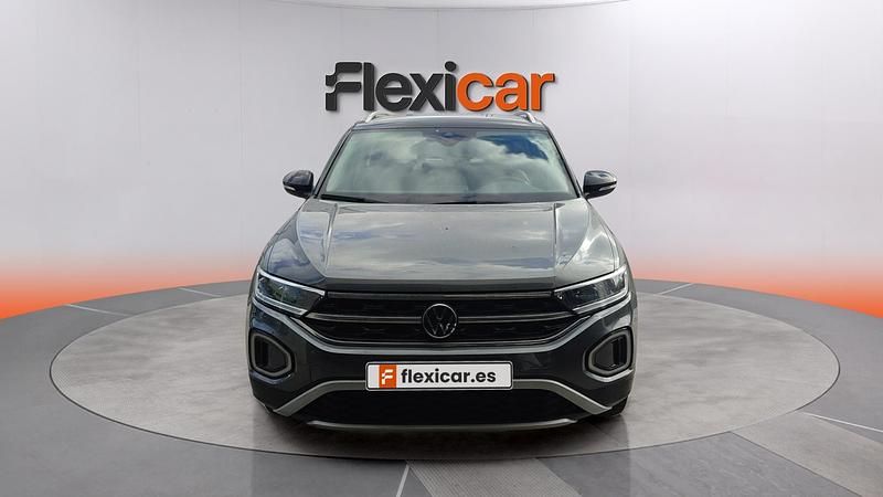 Usado VW T-Roc Life 110 CV (80 kW) 2023 Negro SUV