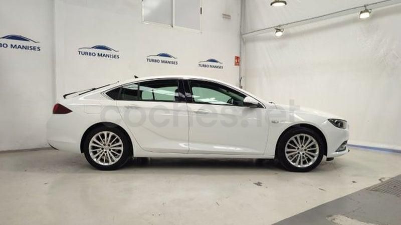 Usado Opel Insignia Innovation 165 CV (121 kW) 2020 Blanco Berlina