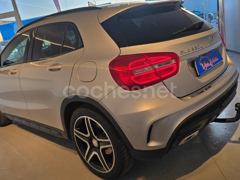 Usado Mercedes GLA220 AMG line 177 CV (130 kW) 2016 Gris / plata SUV