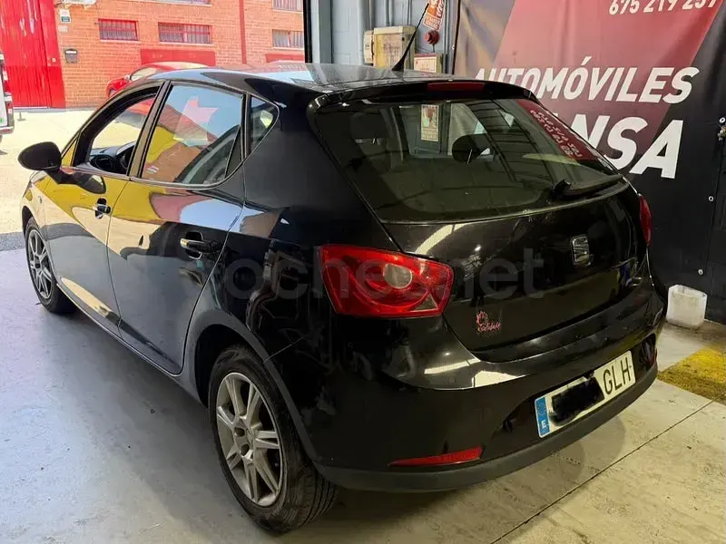 Usado Seat Ibiza Sport 85 CV (62 kW) 2009 Negro Berlina