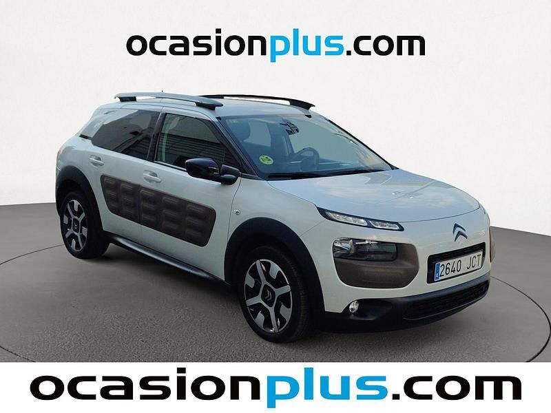 Käytetty Citroën C4 Cactus Shine 92 HP (67 kW) 2015 Valkoinen Viistoperä