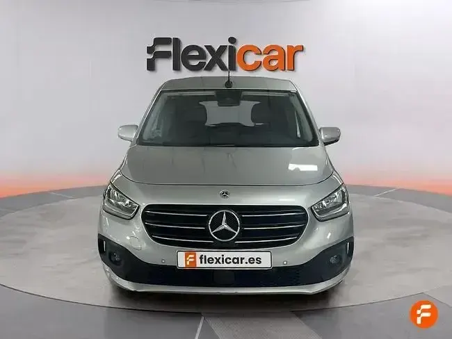 Occasion Mercedes T180 116 PK (85 kW) 2023 Grijs MPV