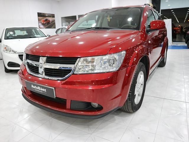 Usado Dodge Journey 140 CV (102 kW) 2010 Granate SUV