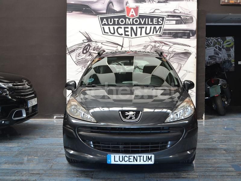 Usado Peugeot 207 75 CV (55 kW) 2008 Gris / plata Berlina
