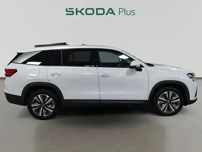 Usado Skoda Kodiaq Selection 150 CV (110 kW) 2025 Blanco SUV