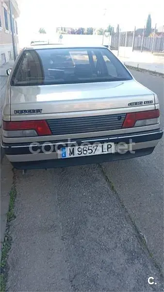 Usado Peugeot 405 110 CV (80 kW) 1990 Beige Berlina