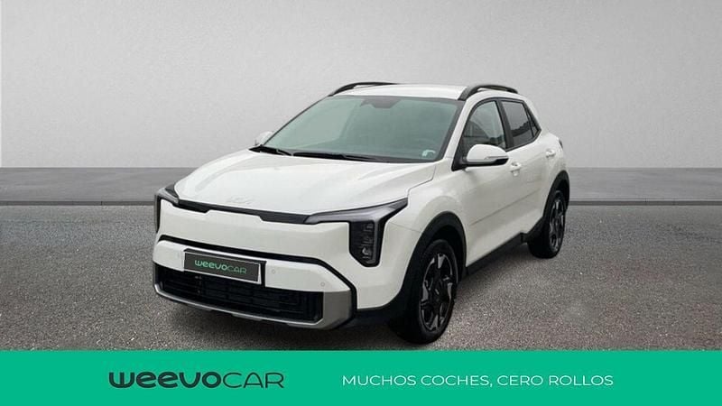 Blanco Nuevo 2025 Kia Stonic SUV | 22.990 € (Precio justo) - Imagen 1/4