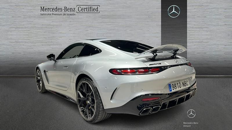 Usado Mercedes AMG GT 63 AMG 585 CV (430 kW) 2025 Gris / plata Coupe