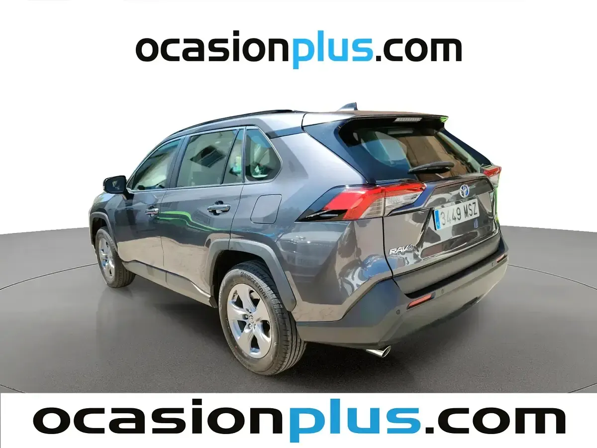Usado Toyota RAV4 Advance 218 CV (160 kW) 2024 Gris SUV