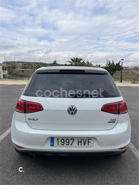 Usado VW Golf VII Advance 105 CV (77 kW) 2014 Blanco Berlina