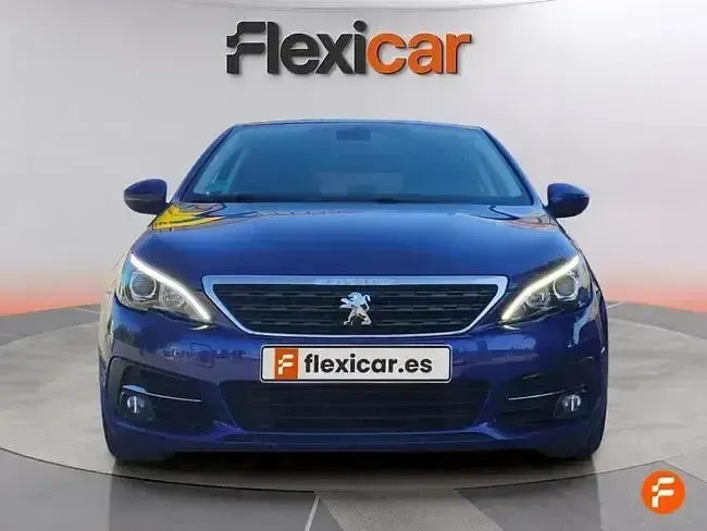 Usado Peugeot 308 Style 130 HP (95 kW) 2020 Azul Sedan