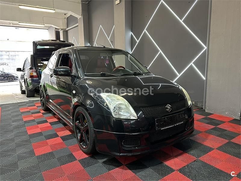 Negro Usado 2006 Suzuki Swift GL Berlina | 3998 € (Precio justo) - Imagen 1/3