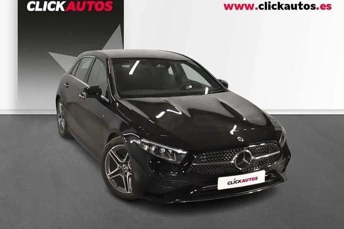Usado Mercedes 180 AMG line 136 CV (100 kW) 2024 Berlina