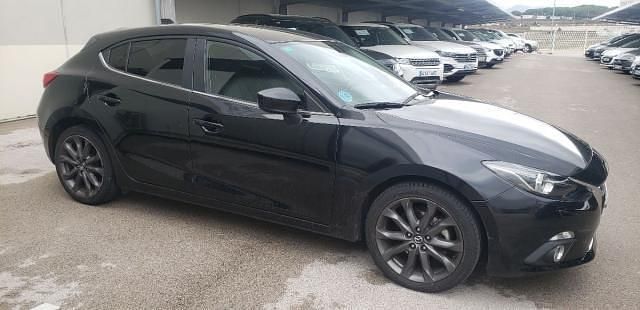 Usado Mazda 3 Luxury 150 CV (110 kW) 2015 Negro Utilitario