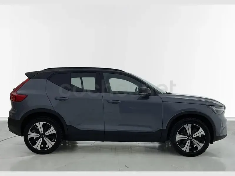 Usado Volvo XC40 Plus 300 kW (408 CV) 2022 Eléctrico SUV