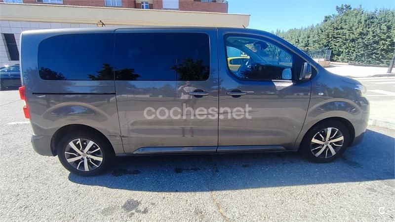 Usado Toyota Proace Verso Advance 150 CV (110 kW) 2019 Gris / plata Familiar