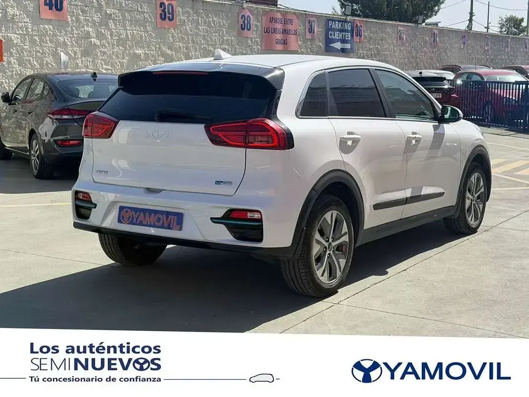 Usado Kia e-Niro 100 kW (136 CV) 2022 Blanco SUV