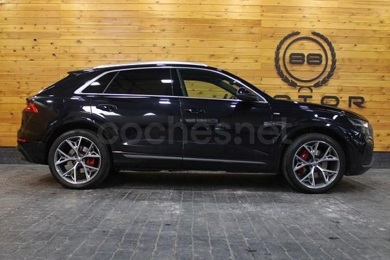 Usado Audi Q8 Ambiente 286 CV (210 kW) 2018 Negro SUV