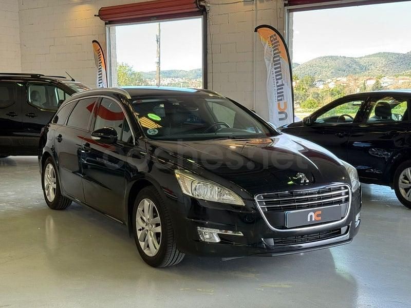 Usado Peugeot 508 SW Active 140 CV (102 kW) 2013 Negro Familiar