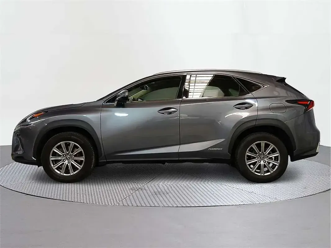 Usado Lexus NX300h Business Edition 197 CV (144 kW) 2021 SUV