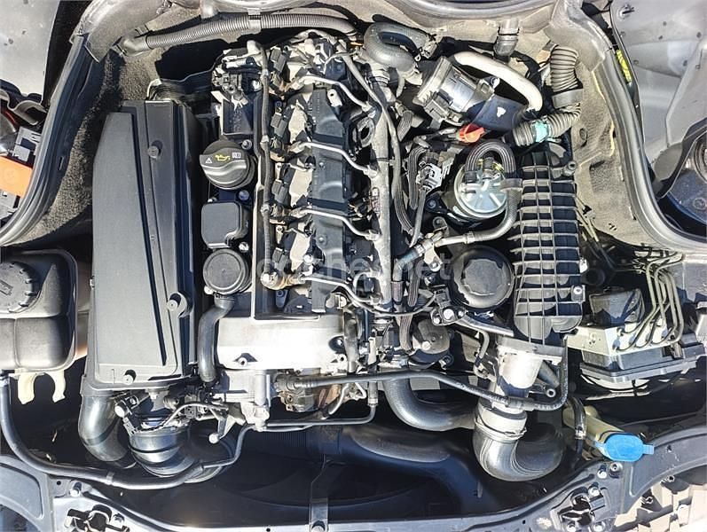 Usado Mercedes C220 150 CV (110 kW) 2007 Negro Berlina
