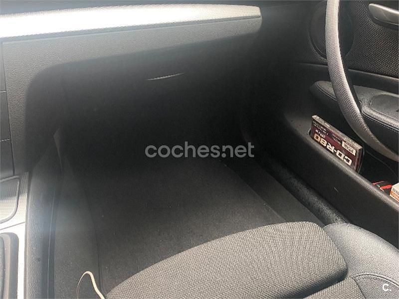Negro Usado 2008 BMW 120 Utilitario | 4500 € (Super precio) - Imagen 1/4