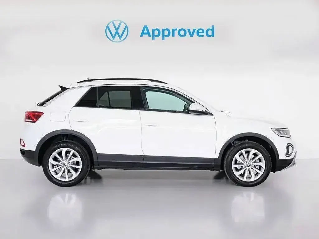 Usado VW T-Roc Life 110 CV (80 kW) 2022 Blanco SUV