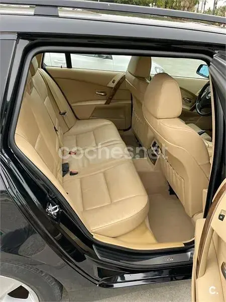 Usado BMW 525 163 CV (119 kW) 2004 Negro Familiar