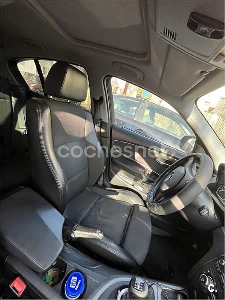 Usado BMW 118 143 CV (105 kW) 2012 Negro Utilitario