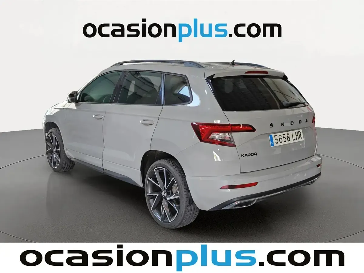 Usado Skoda Karoq SportLine 150 CV (110 kW) 2020 Gris SUV