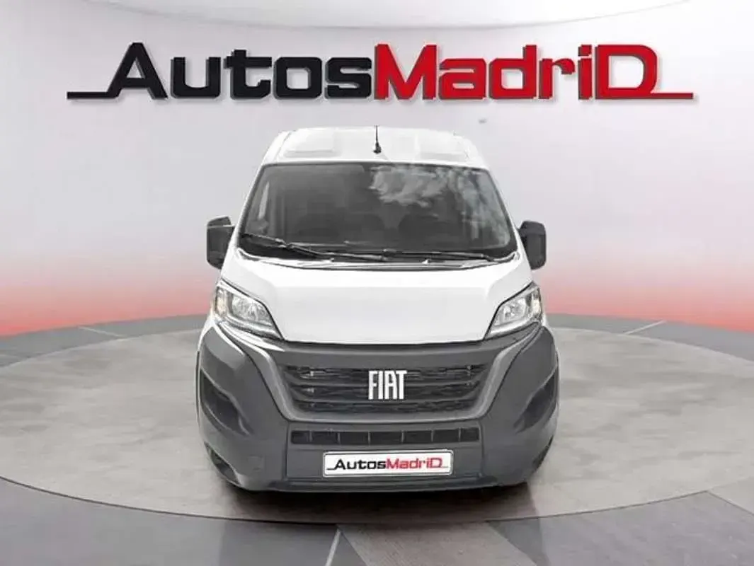Usado Fiat Ducato 140 CV (102 kW) 2022 Blanco Van