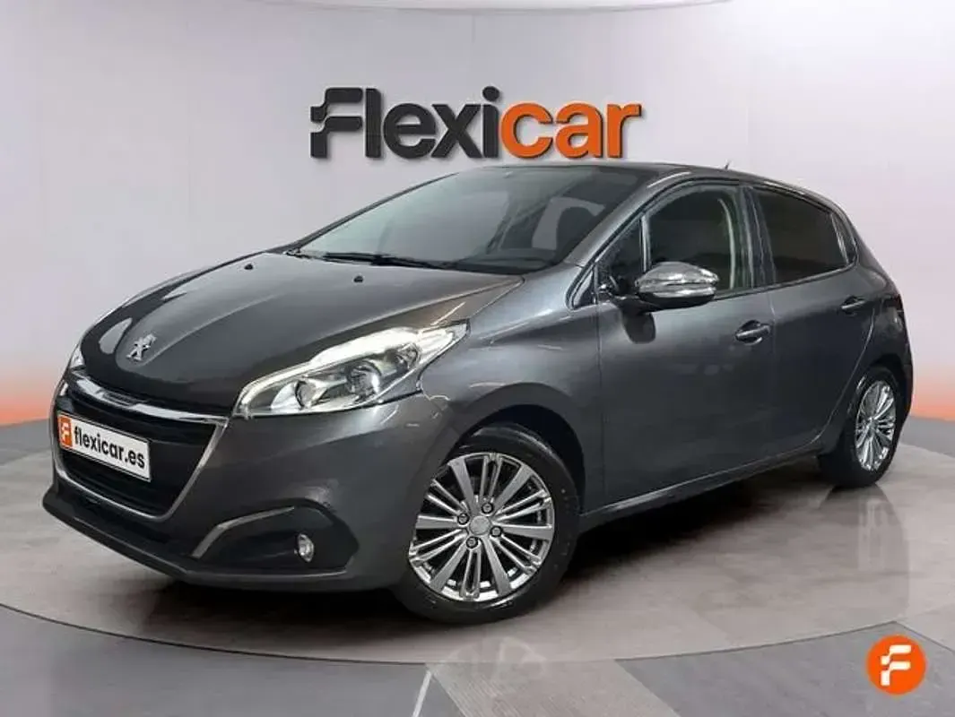 Usado Peugeot 208 Active 82 CV (60 kW) 2018 Gris Utilitario