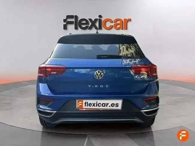 Usado VW T-Roc Advance 115 CV (84 kW) 2018 Azul SUV
