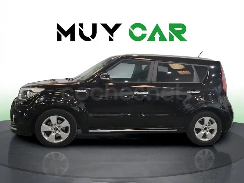 Usado Kia Soul 136 CV (100 kW) 2017 Negro SUV