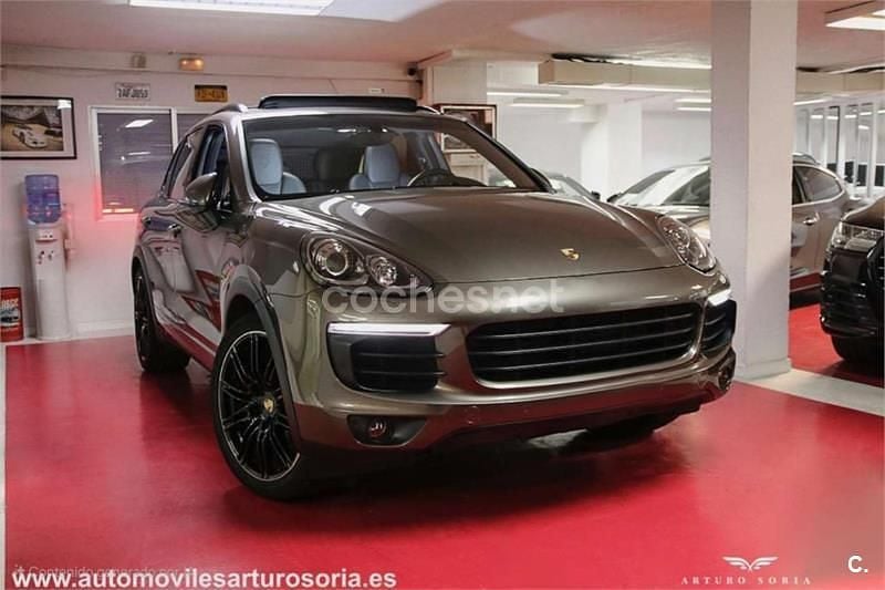 Usado Porsche Cayenne S E-Hybrid 416 CV (305 kW) 2015 Marrón SUV