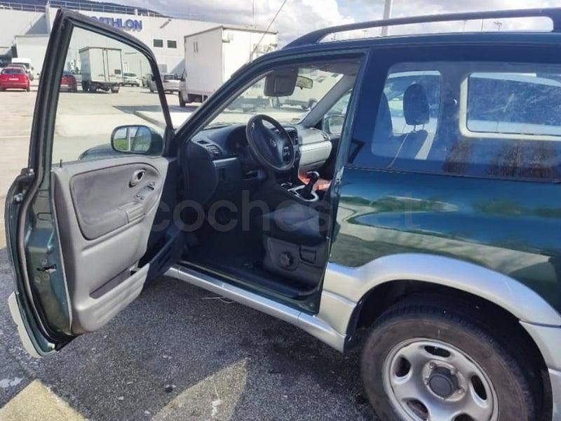 Usado Suzuki Grand Vitara 110 CV (80 kW) 2005 Verde SUV