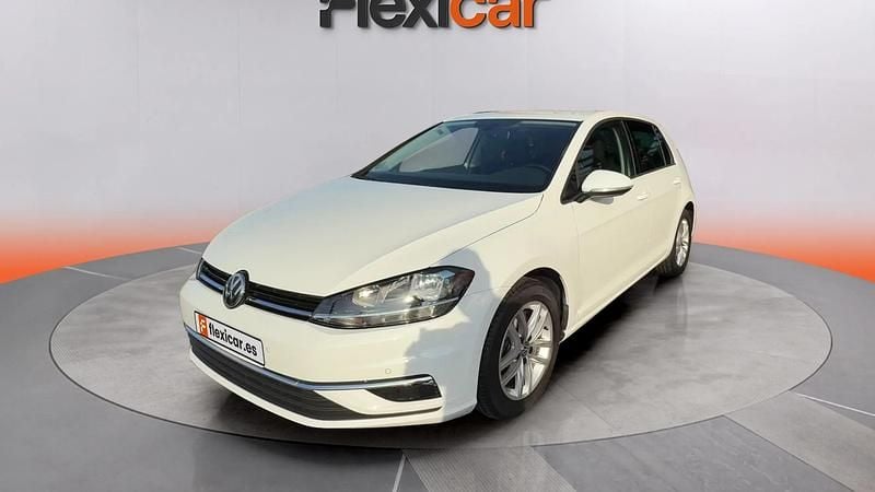 Usado VW Golf VII Advance 150 CV (110 kW) 2019 Blanco Utilitario