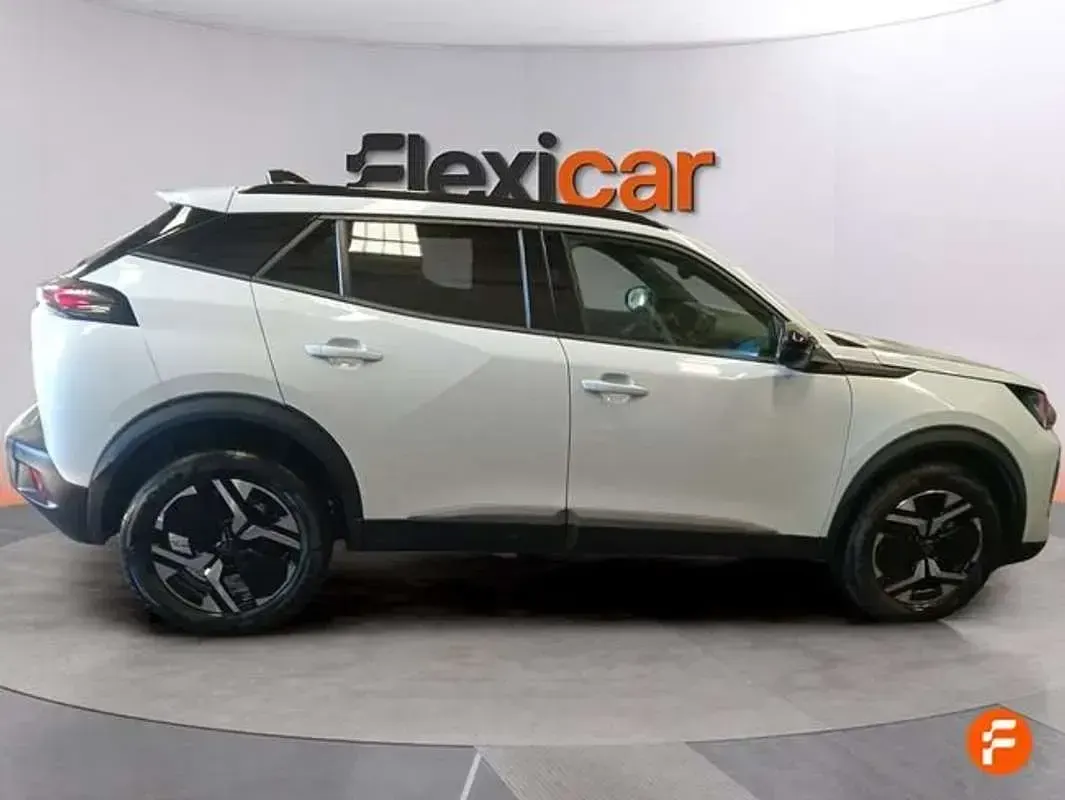 Usado Peugeot 2008 Allure 101 CV (74 kW) 2025 Blanco SUV