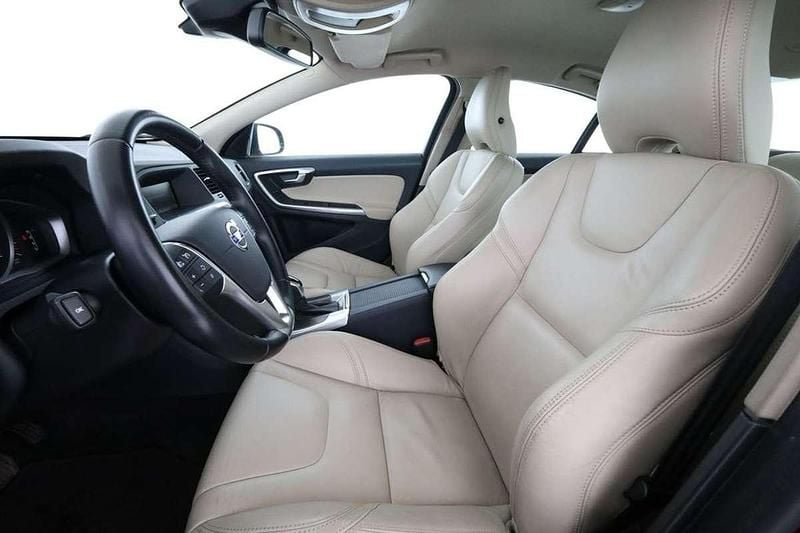 Rojo Usado 2014 Volvo S60 Momentum Berlina | 15.299 € (Precio justo) - Imagen 1/3