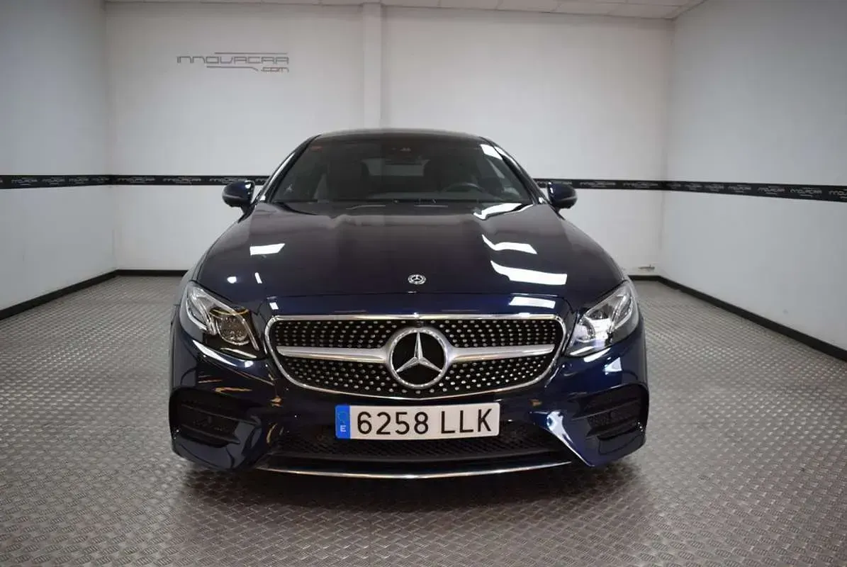 Usado Mercedes E220 193 CV (141 kW) 2019 Azul Coupe