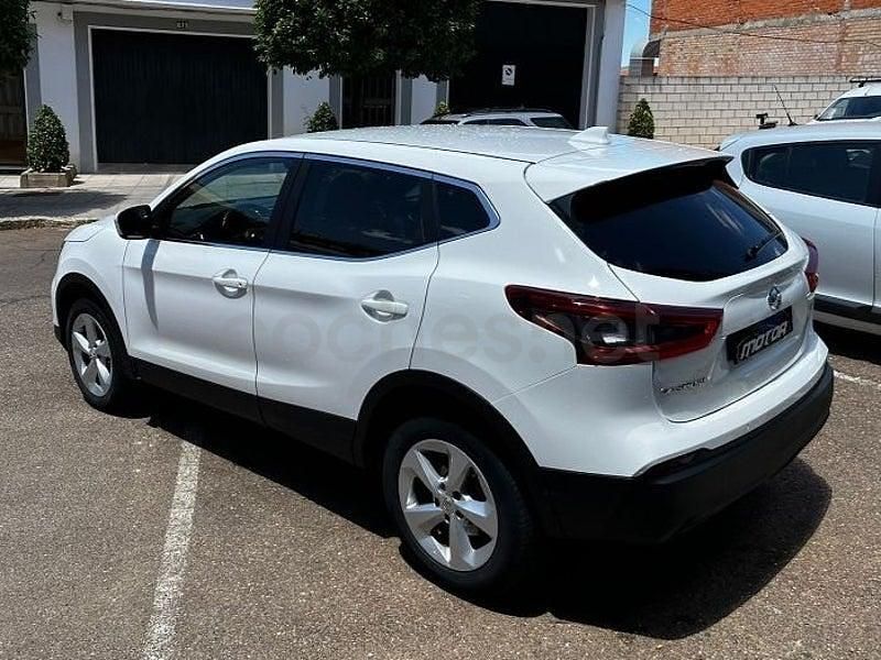 Usado Nissan Qashqai Acenta 115 CV (84 kW) 2019 Blanco SUV
