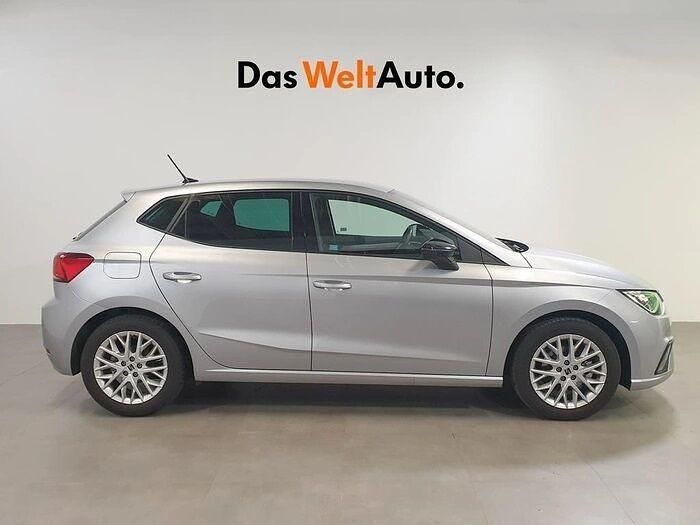 Usado Seat Ibiza FR 116 CV (85 kW) 2024 Gris Berlina