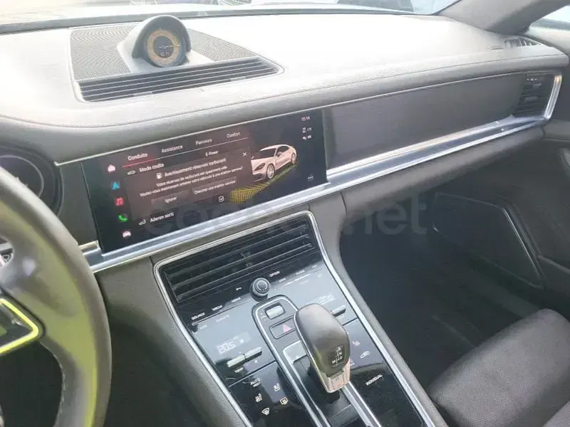 Usado Porsche Panamera 4 E-Hybrid Platinum Edition 462 CV (339 kW) 2022 Gris / plata Utilitario