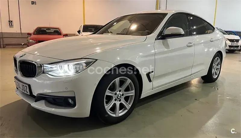 Usado BMW 320 184 CV (135 kW) 2015 Blanco Berlina