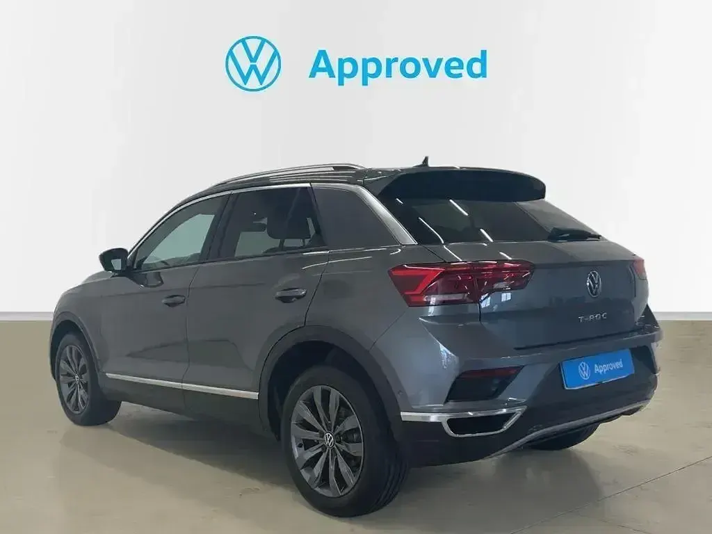 Usado VW T-Roc Sportline 150 CV (110 kW) 2021 Gris SUV