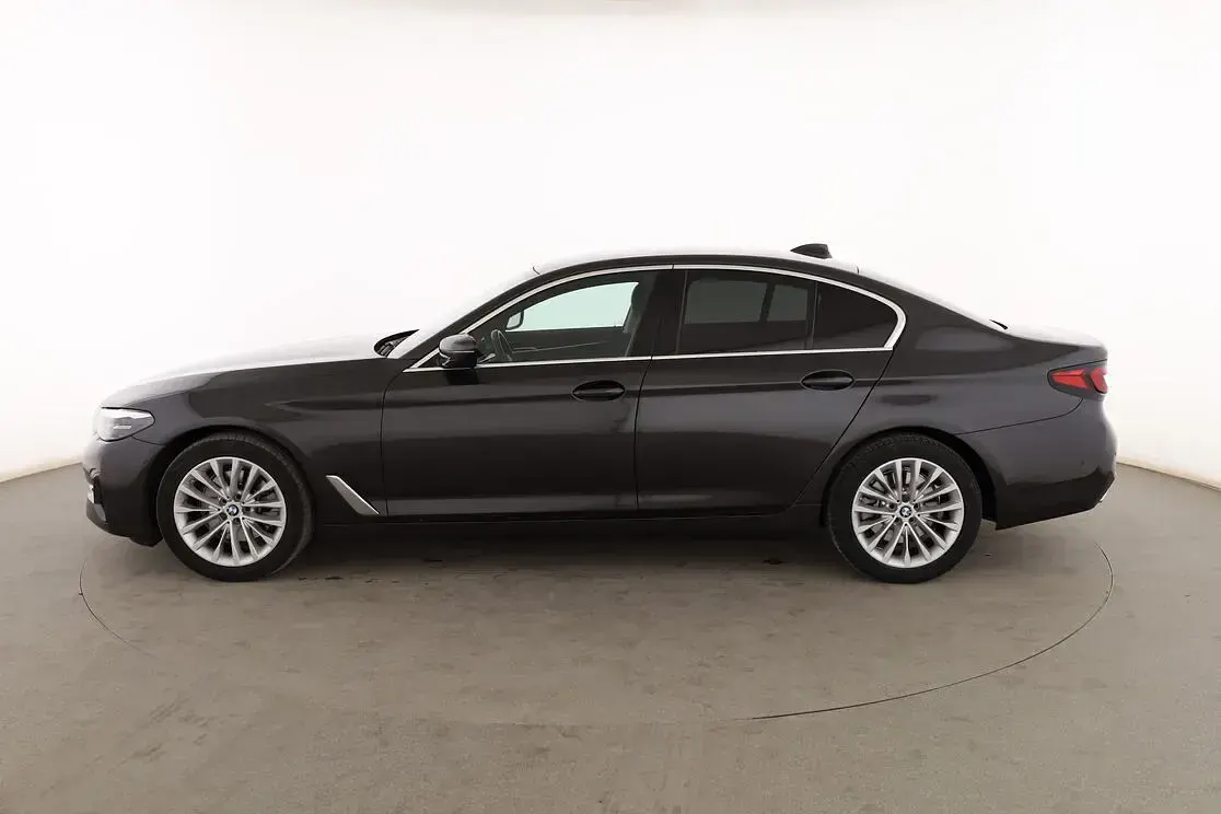 Usado BMW 520 Luxury Line 201 CV (147 kW) 2021 Negro Berlina