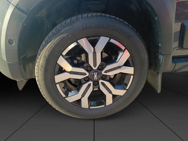 Usado Dacia Duster Journey 115 CV (84 kW) 2023 Gris SUV